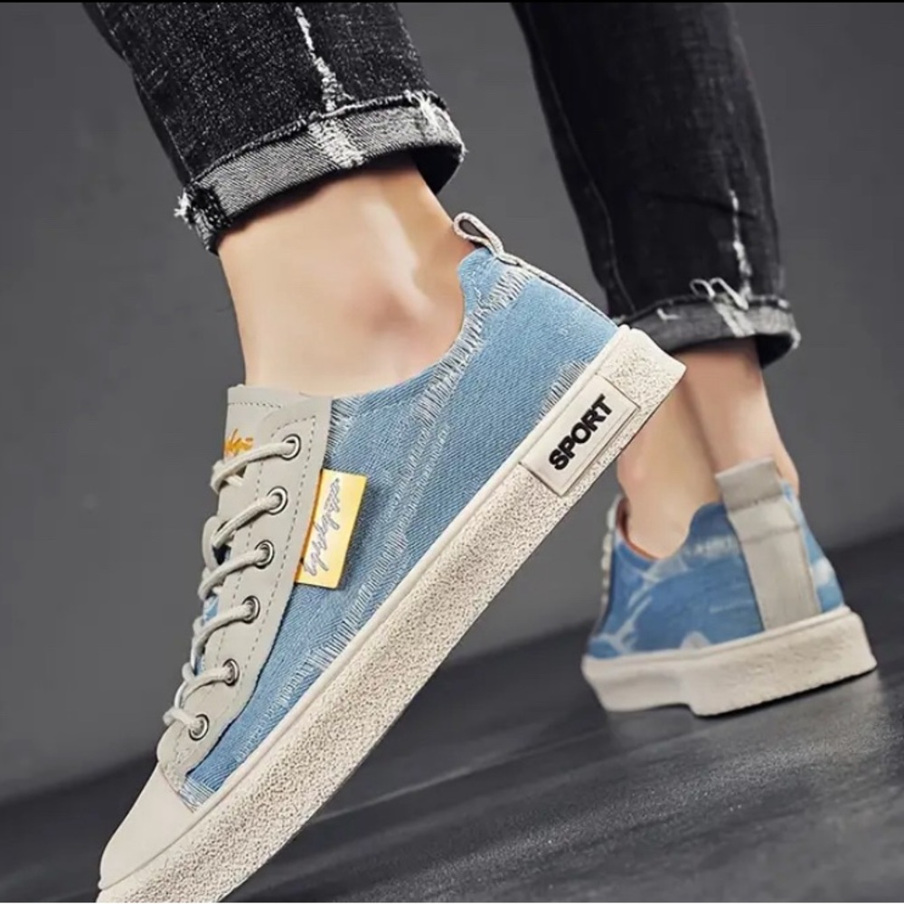 Men's Distressed Denim Skate Shoes - Lace-up Sneakers with Excellent Traction